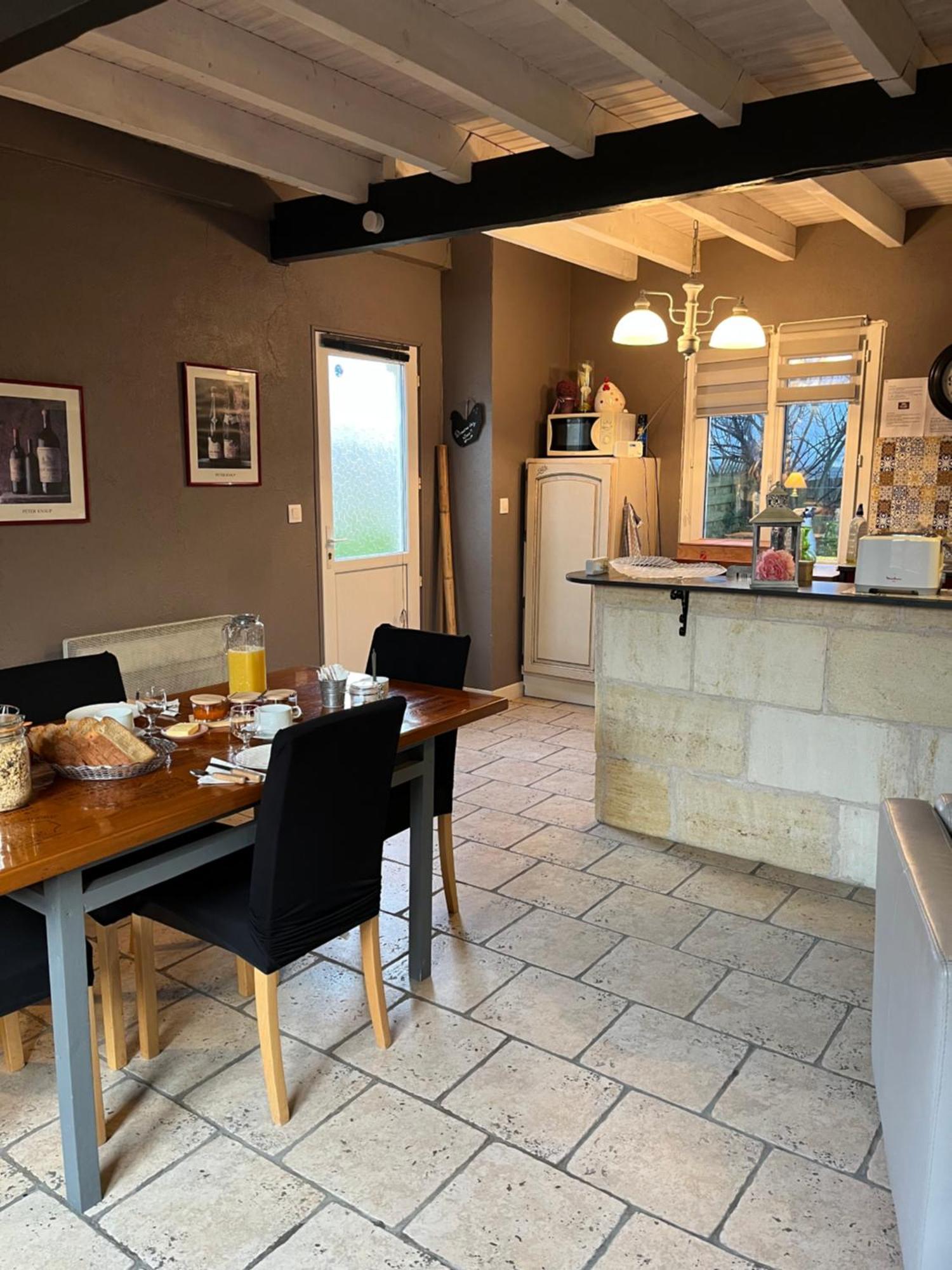 Chambres Et Gite Peyroutas " Camille" Vignonet St Emilion Ngoại thất bức ảnh