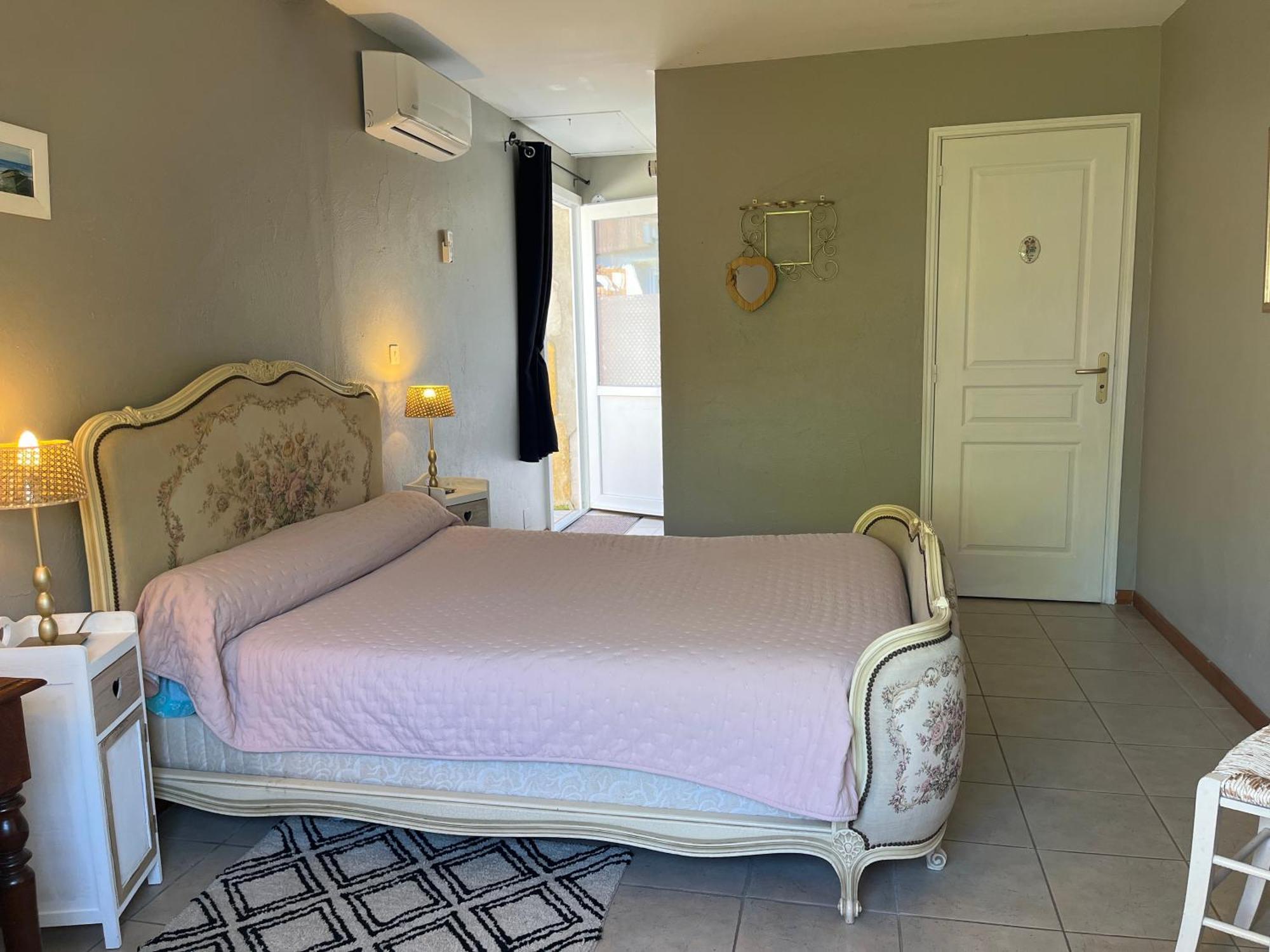 Chambres Et Gite Peyroutas " Camille" Vignonet St Emilion Ngoại thất bức ảnh