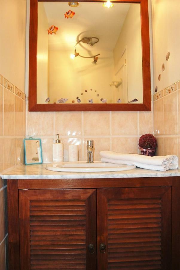 Chambres Et Gite Peyroutas " Camille" Vignonet St Emilion Ngoại thất bức ảnh